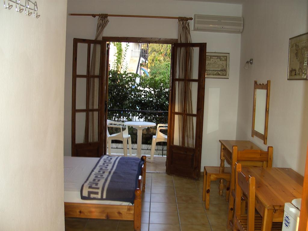 Marilena Apartments & Studios Ypsos Værelse billede